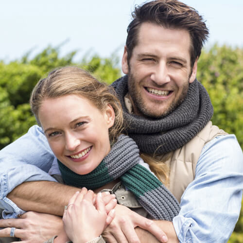 Transform Your Smile with Veneers: Hollywood Magic for a Perfect Smile