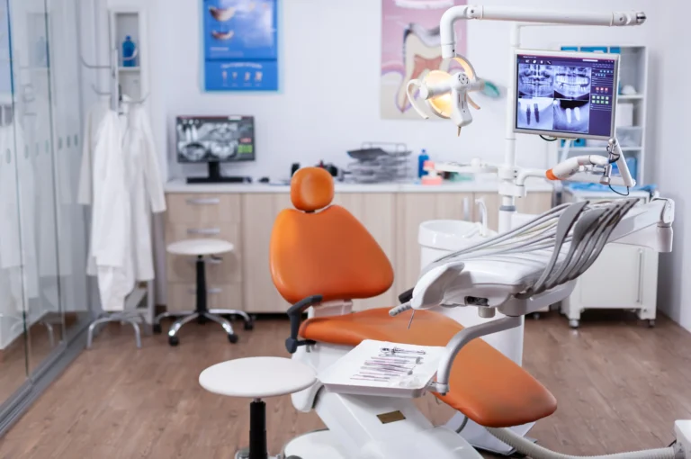 teeth cleaning clinic in waterloo